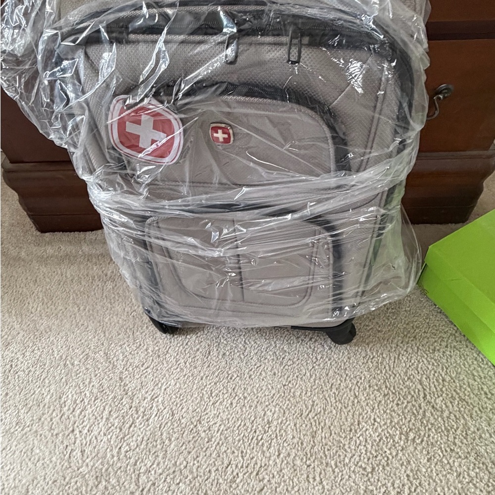 Brand New SwissGear Pewter Carry On Wheeled Luggage